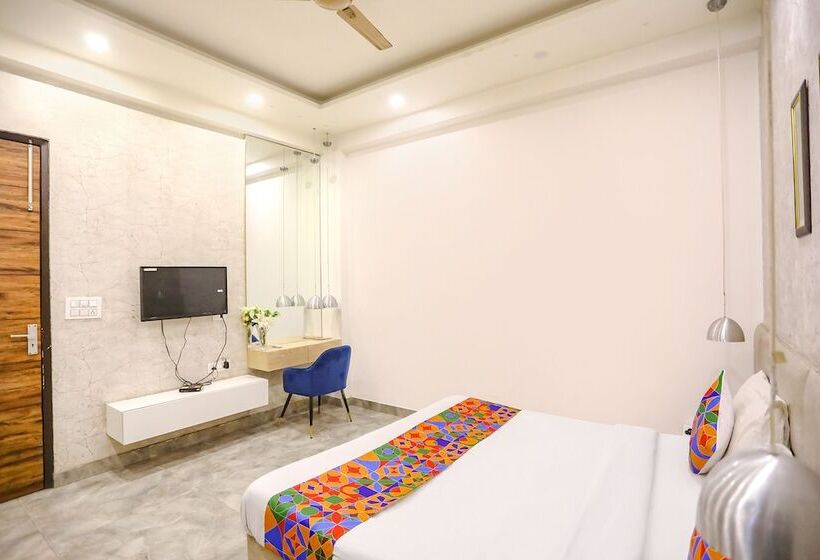 Fabhotel F9 Sector 19