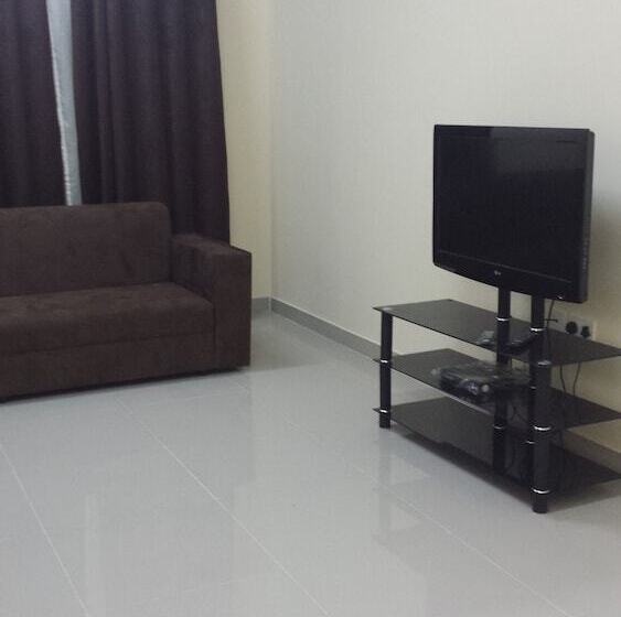 هتل Golden Seasons Furnished Apartments 1