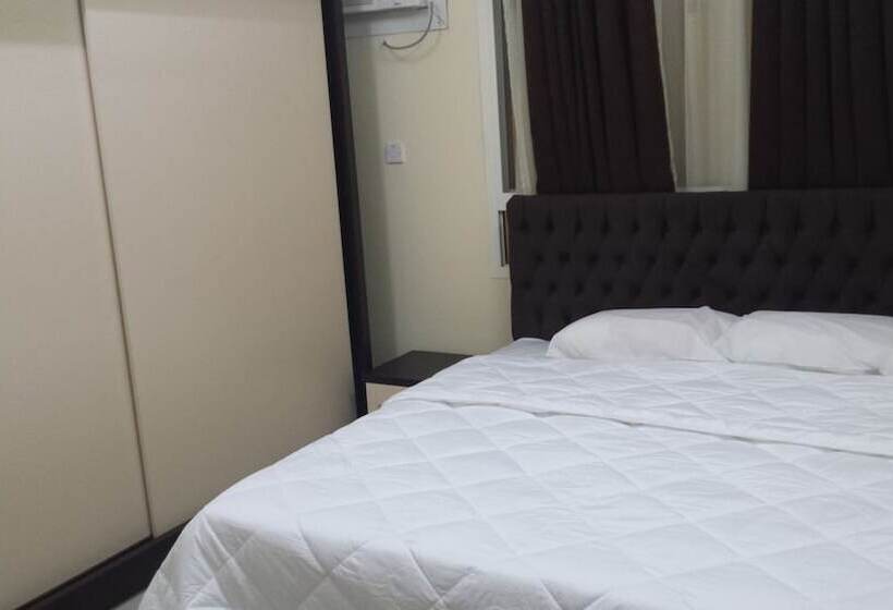 هتل Golden Seasons Furnished Apartments 1