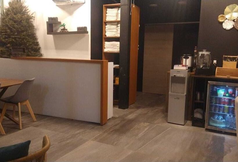 ホテル Green Caps Cancún Hospedaje