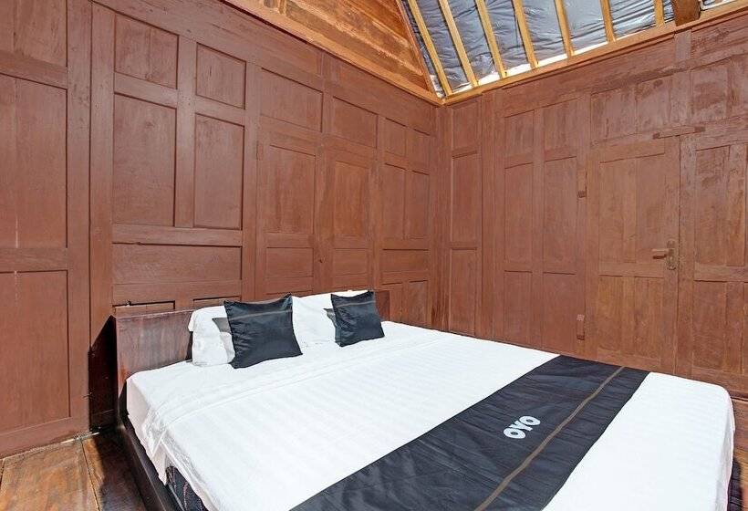 Отель Collection O 91582 Green Kasongan Cottage