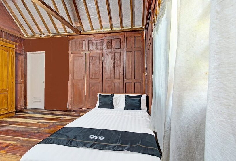 Отель Collection O 91582 Green Kasongan Cottage