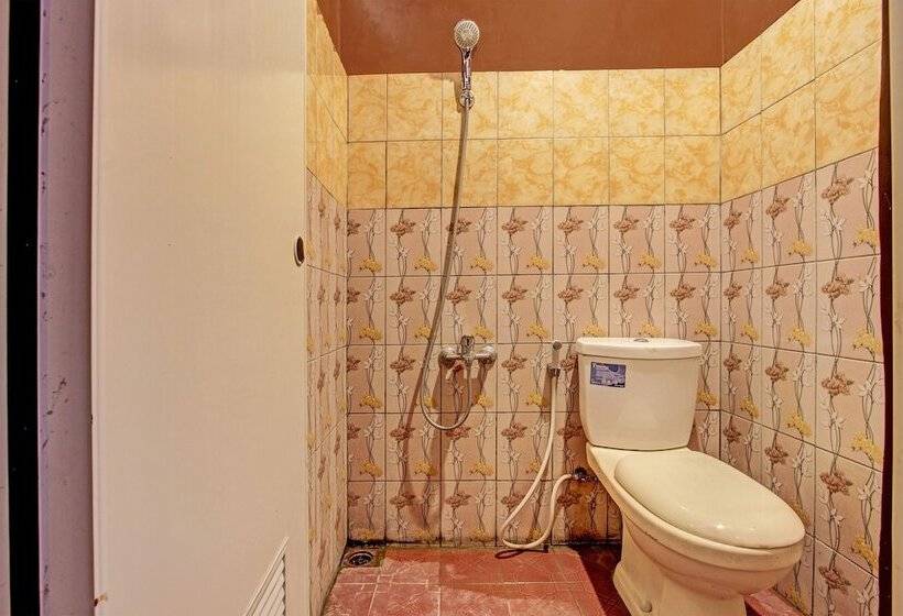 Отель Collection O 91582 Green Kasongan Cottage