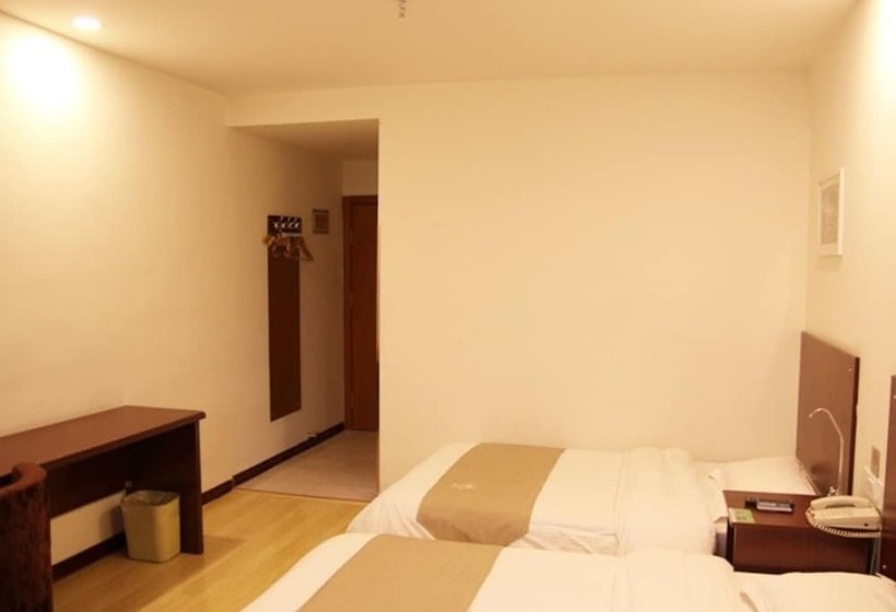 هتل Greentree Alliance Jinan Licheng Town Yaohua Road Yaoqiang Airport