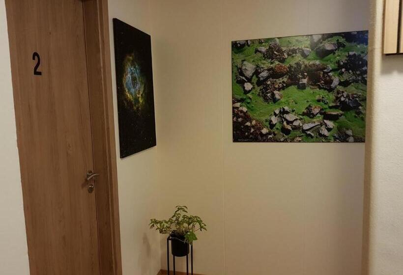 هتل Guesthouse Mikael