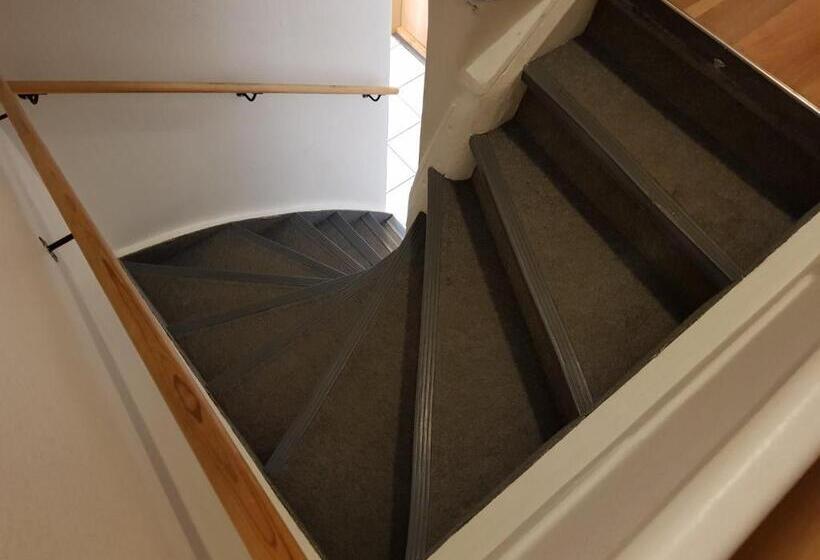 هتل Guesthouse Mikael