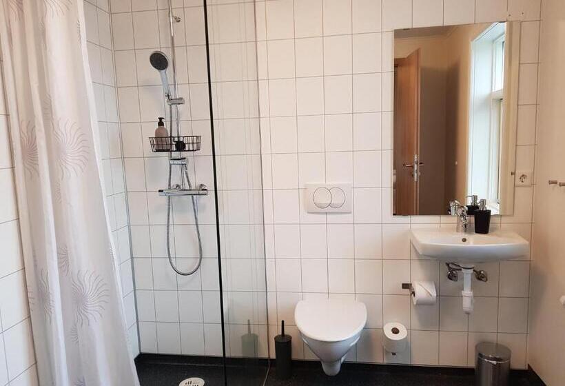 هتل Guesthouse Mikael