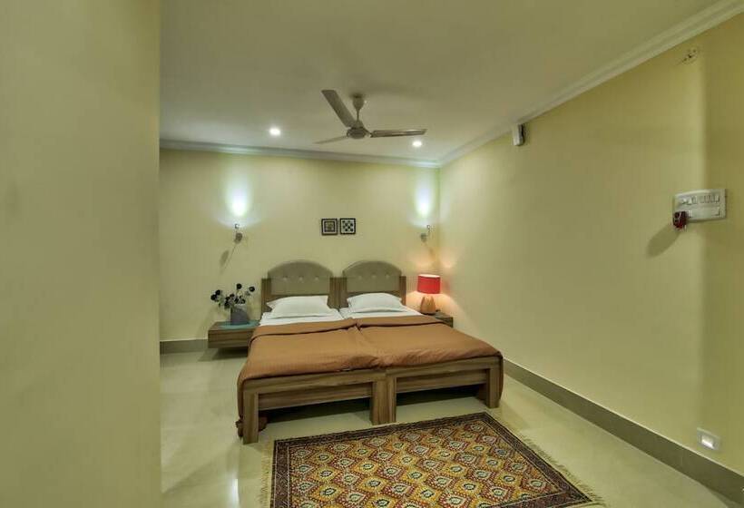 هتل Harmony House   A Boutique