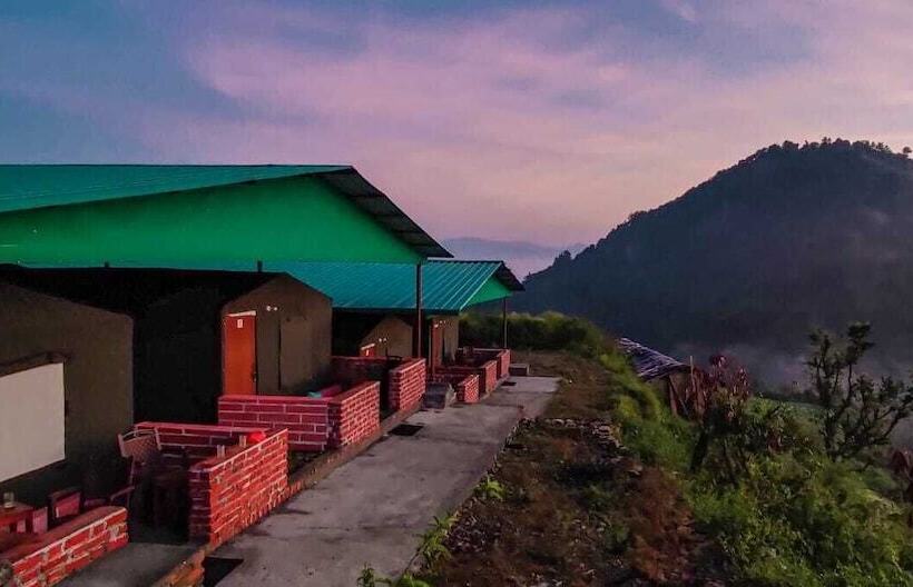 ホテル Himalayan Stay Lodges