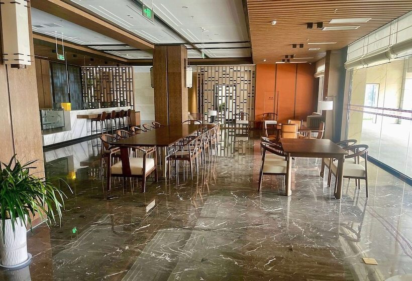 בית מלון כפרי Howard Johnson By Wyndham Bole Plaza Chengwu