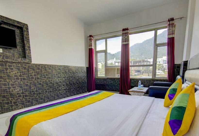 Itsy Hotels Satya Shree