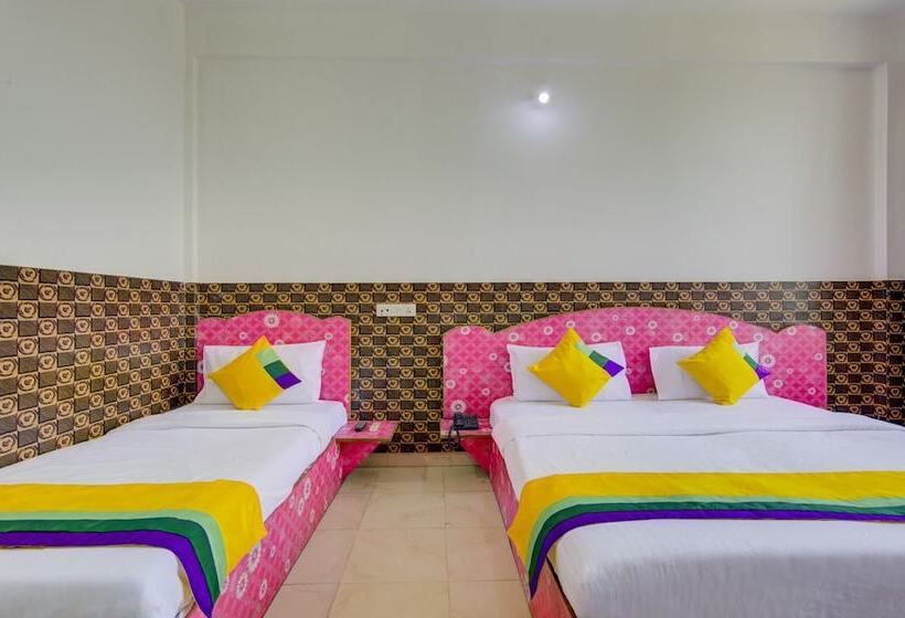 Itsy Hotels Satya Shree