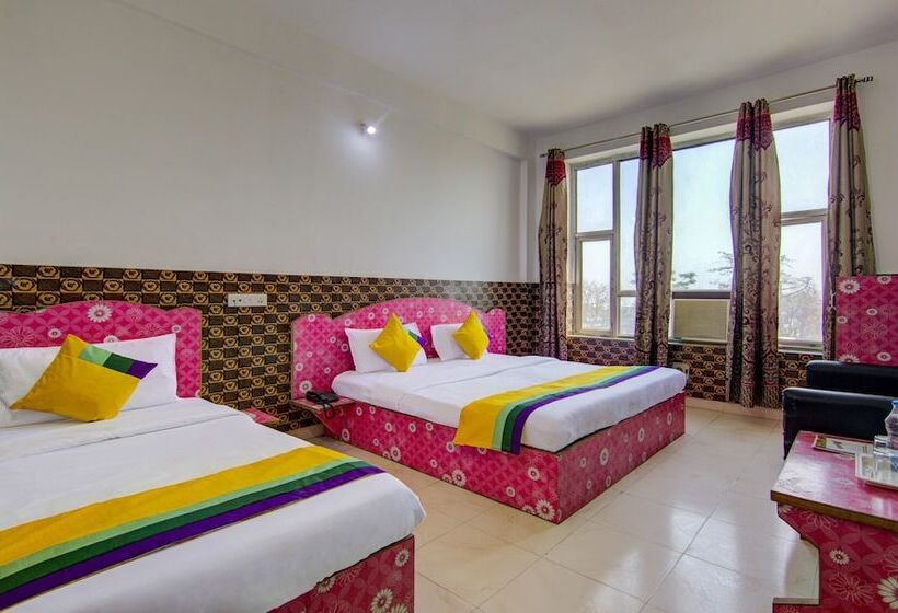 Itsy Hotels Satya Shree