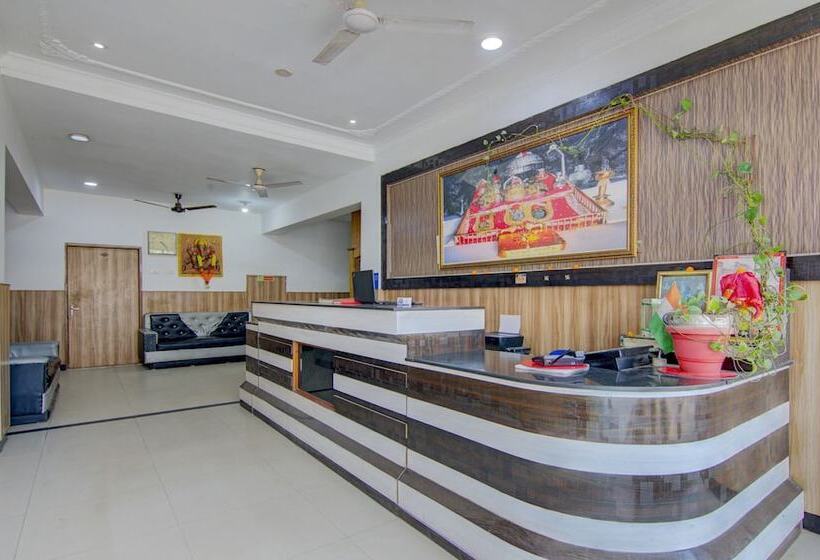 Itsy Hotels Satya Shree