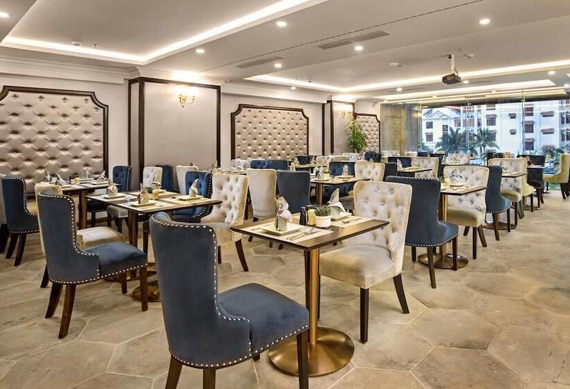 هتل Khách Sạn Minh Phú Diamond Palace