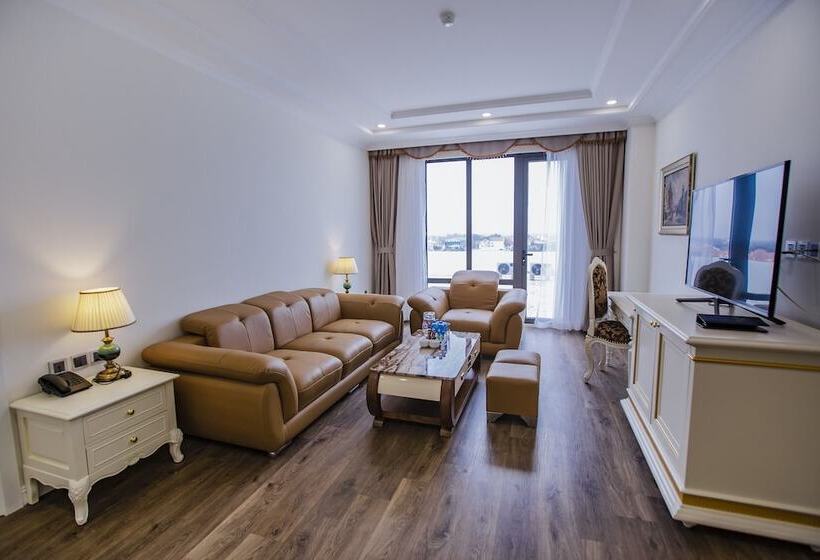 هتل Khách Sạn Minh Phú Diamond Palace