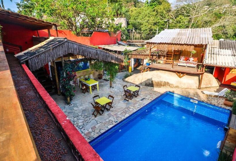 Отель La Gloria House