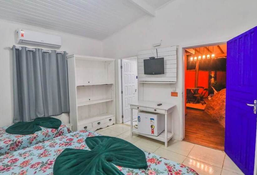 Отель La Gloria House