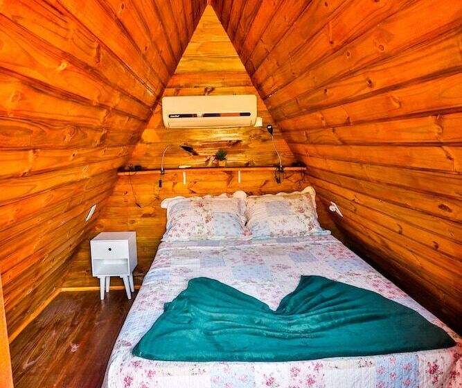 Отель La Gloria House