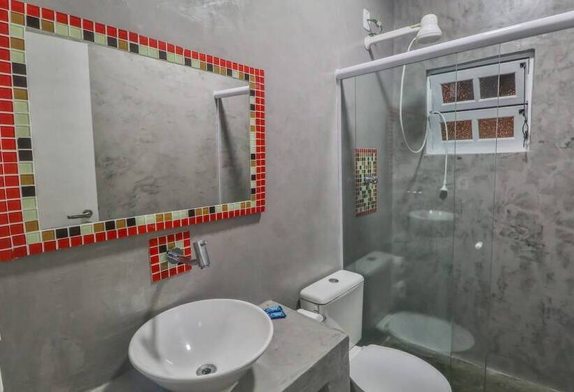 Отель La Gloria House