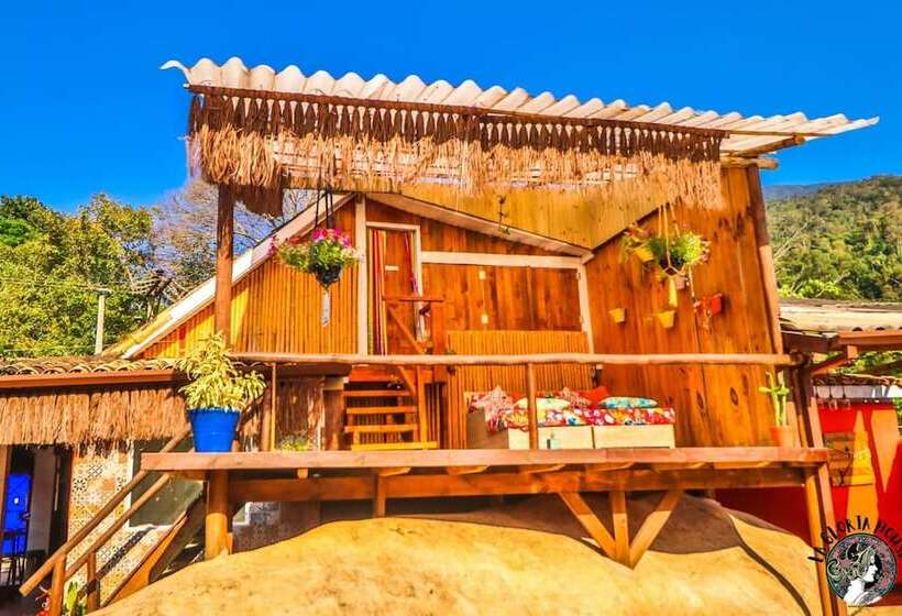 Отель La Gloria House