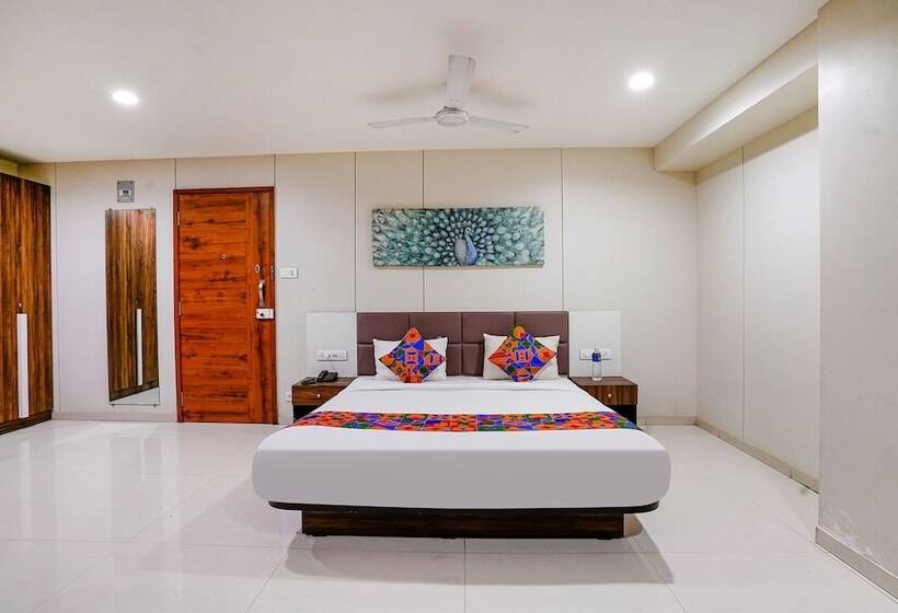 Fabhotel La Victoria