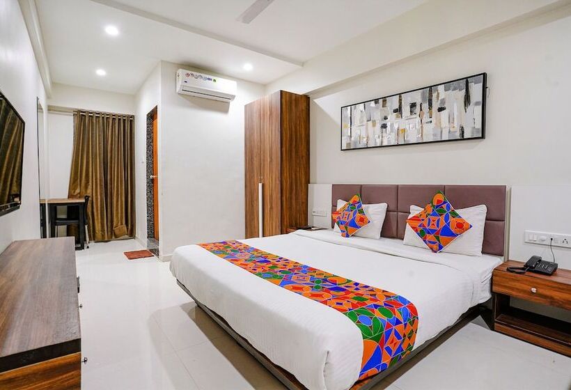 Fabhotel La Victoria