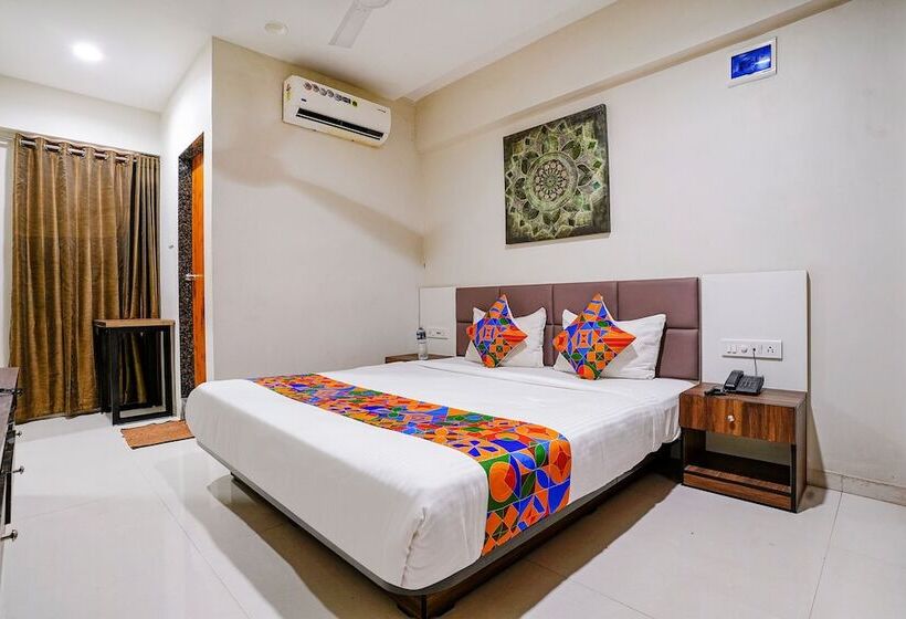 Fabhotel La Victoria