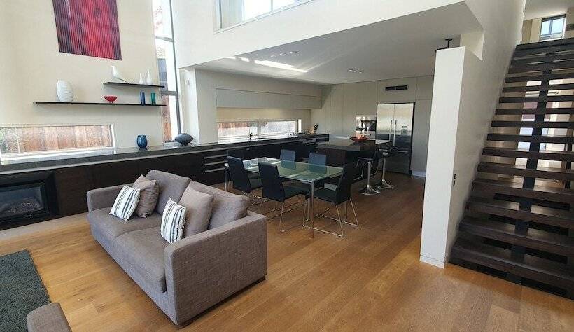 酒店 Lakeshore Springs Apartments