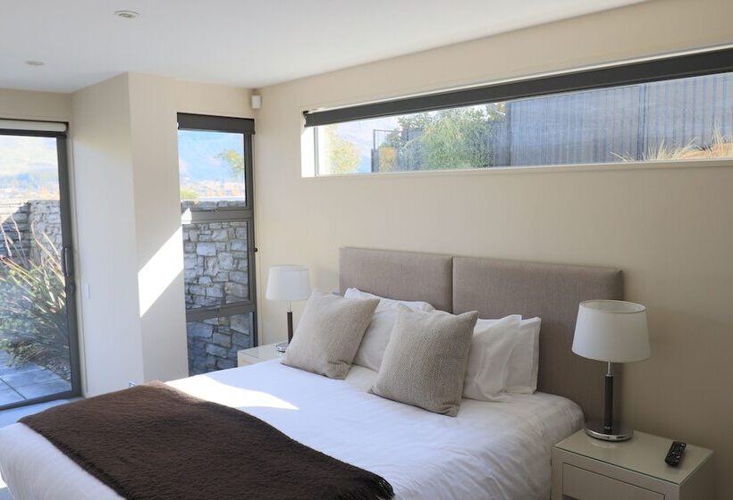 酒店 Lakeshore Springs Apartments