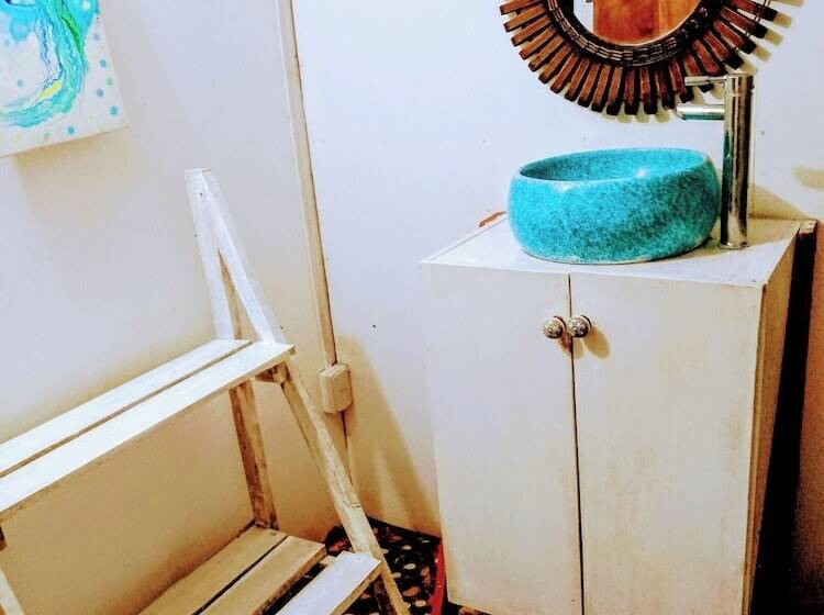 בית מלון כפרי House Honu Rapanui Inn