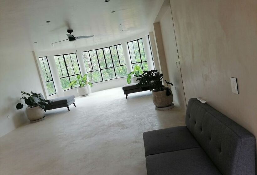 فندق Jungle Mansion & Cuisine