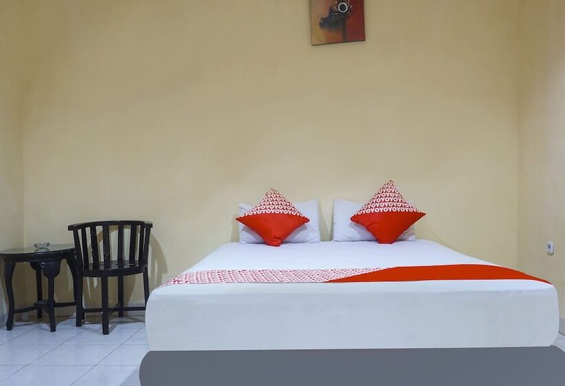 ホテル Makassar Cottage By Oyo