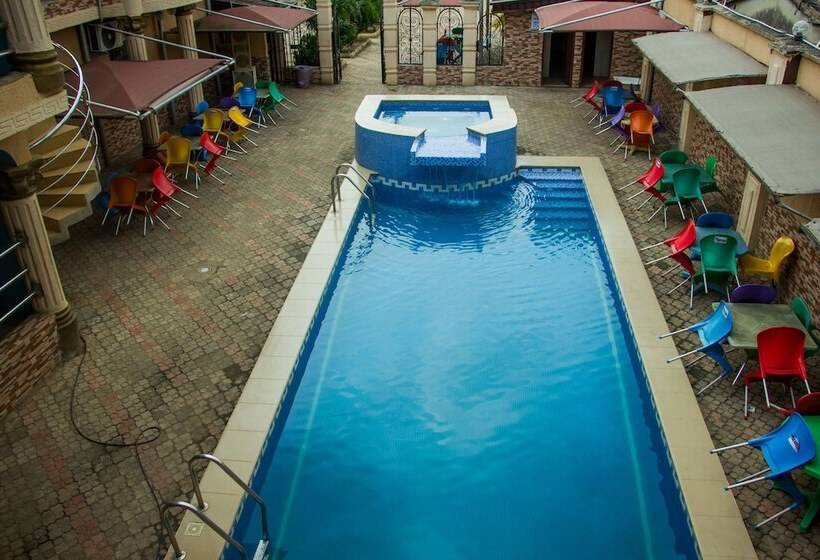 Отель Masbat De Kings