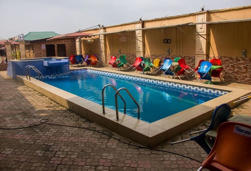 Отель Masbat De Kings