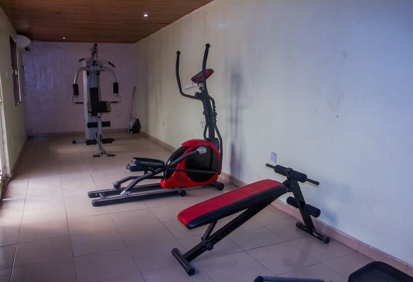 Отель Masbat De Kings