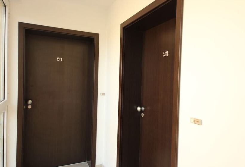 בית מלון כפרי Menada Belle View Apartments