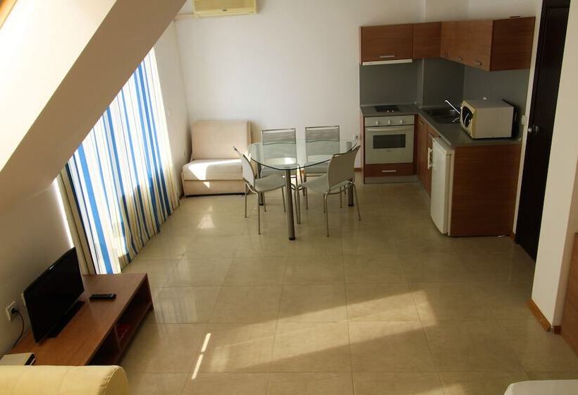 هتل Menada Belle View Apartments