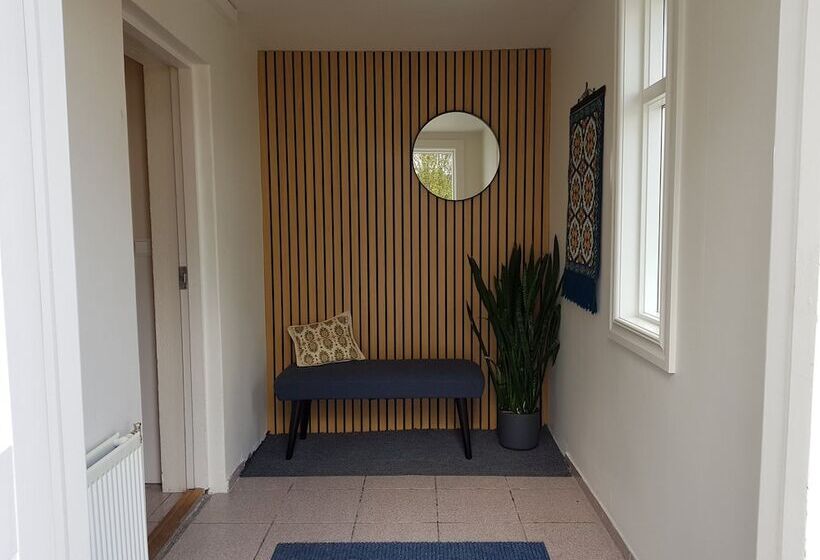 هتل Guesthouse Mikael