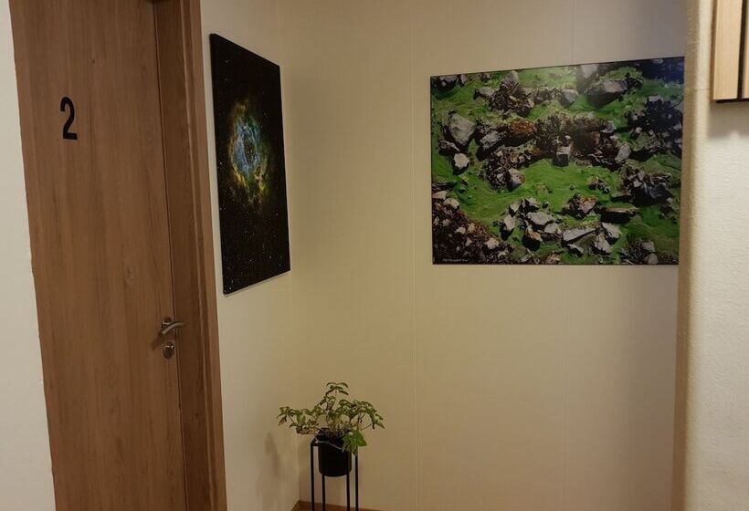 هتل Guesthouse Mikael