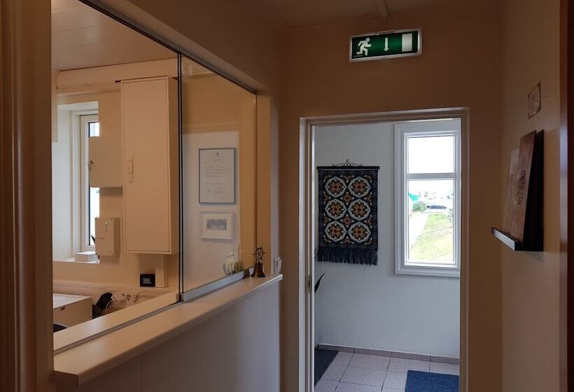 هتل Guesthouse Mikael