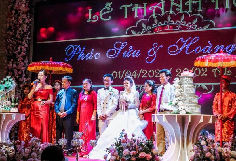 هتل Khách Sạn Minh Phú Diamond Palace