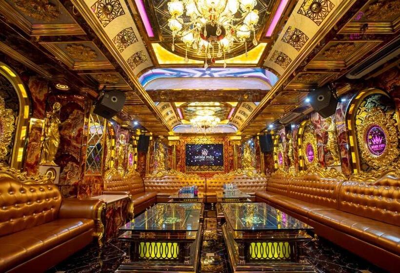 هتل Khách Sạn Minh Phú Diamond Palace