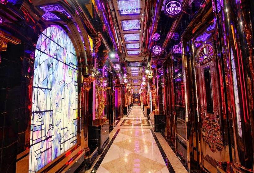 هتل Khách Sạn Minh Phú Diamond Palace