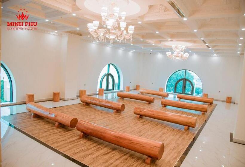 هتل Khách Sạn Minh Phú Diamond Palace