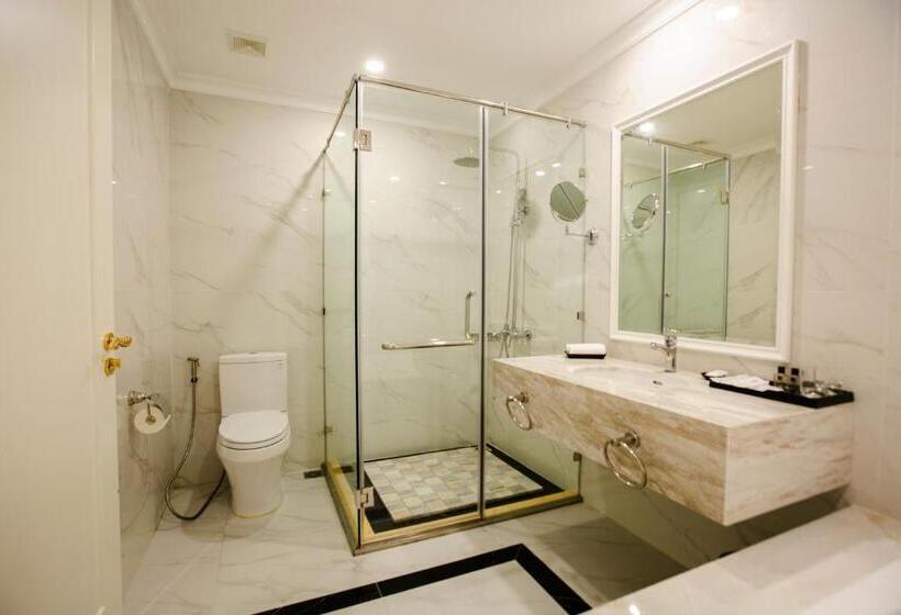 هتل Khách Sạn Minh Phú Diamond Palace