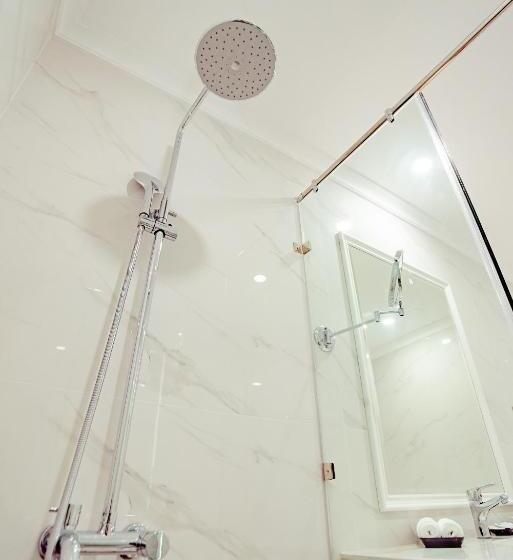 هتل Khách Sạn Minh Phú Diamond Palace