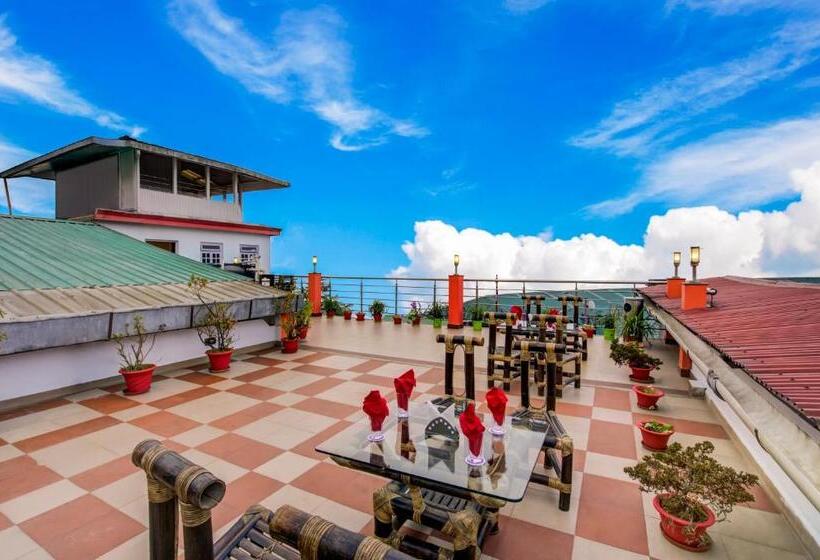 هتل Mount Conifer Suites & Spa