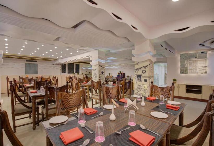 هتل Mount Conifer Suites & Spa