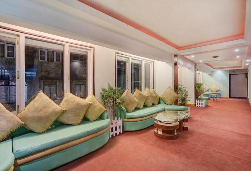 هتل Mount Conifer Suites & Spa